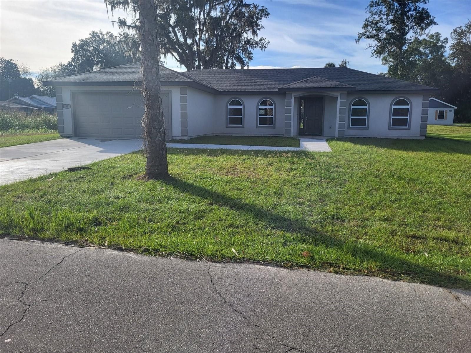 15 Nw 5Th Place. Williston, FL 32696