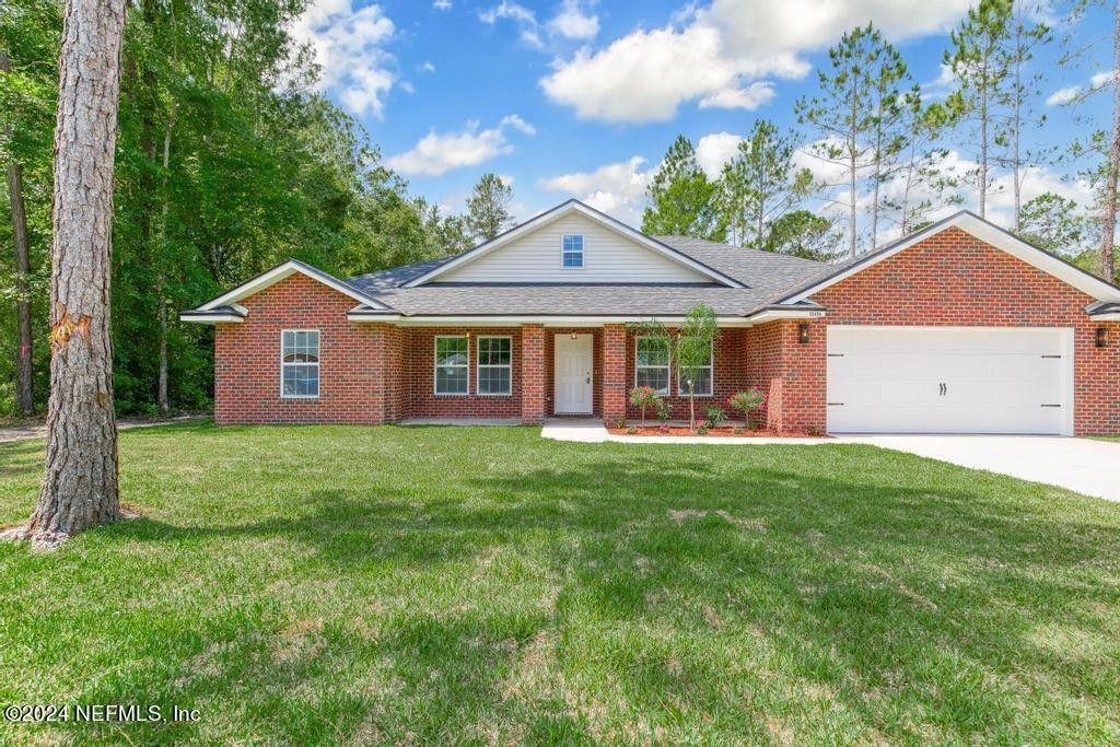 55494 Yellow Jacket Drive. Callahan, FL 32011