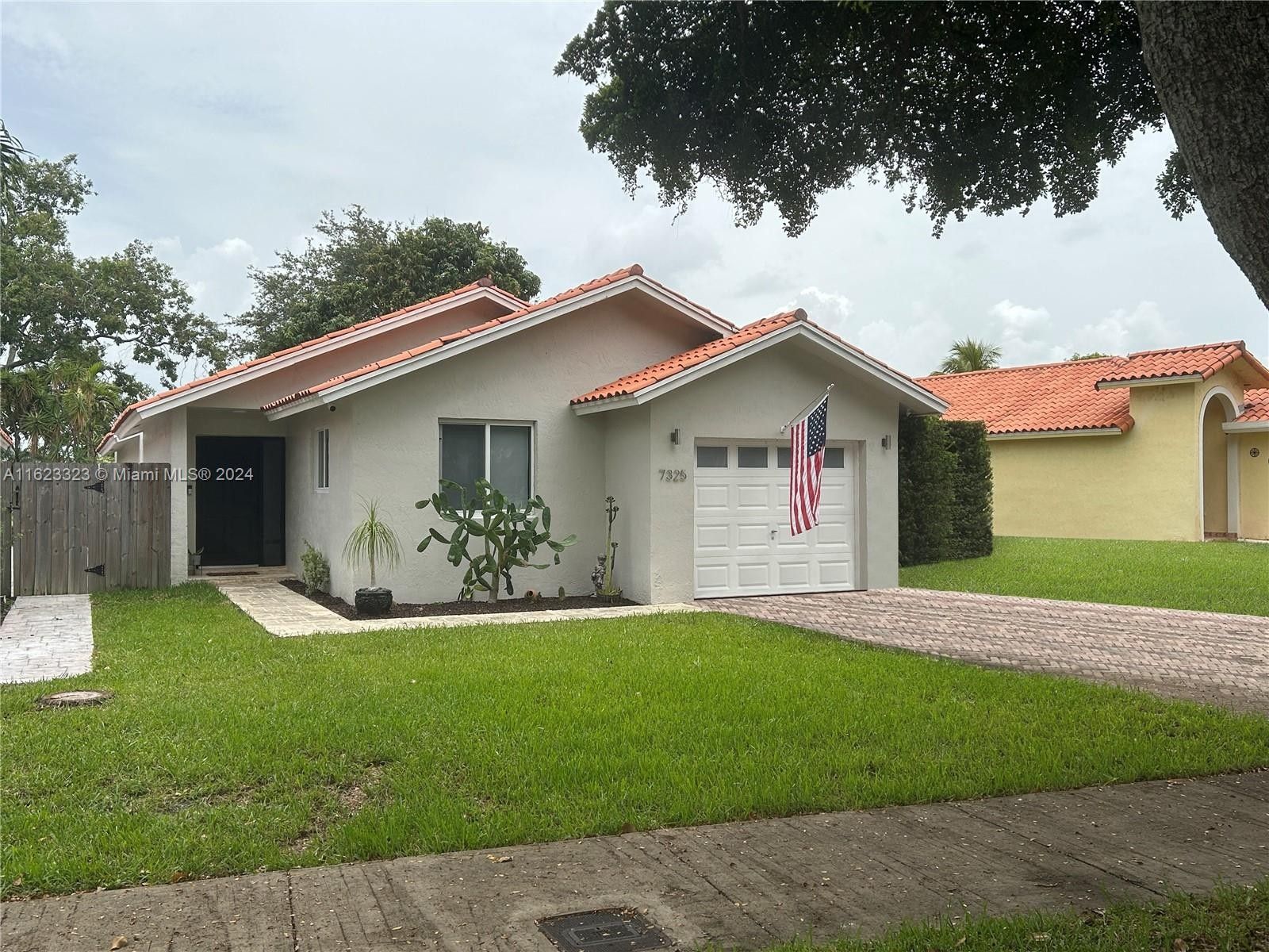 7325 Coldstream Dr. Hialeah, FL 33015