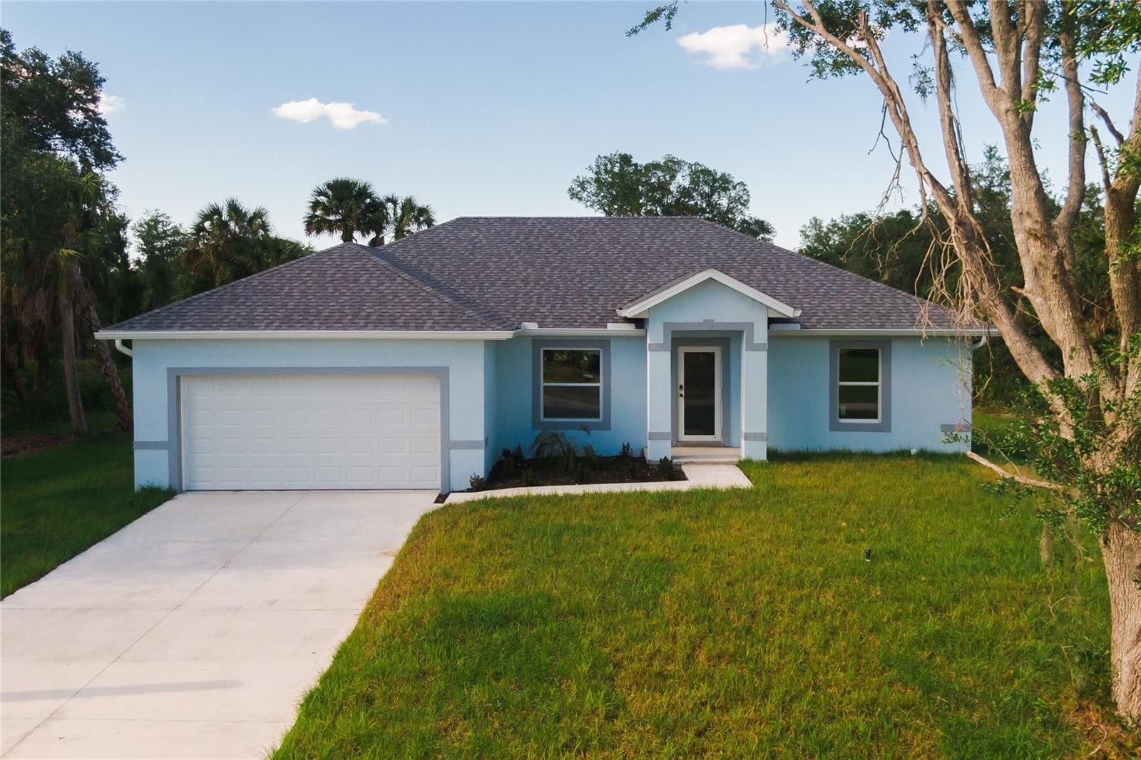 19172 Raymond Avenue. Port Charlotte, FL 33954