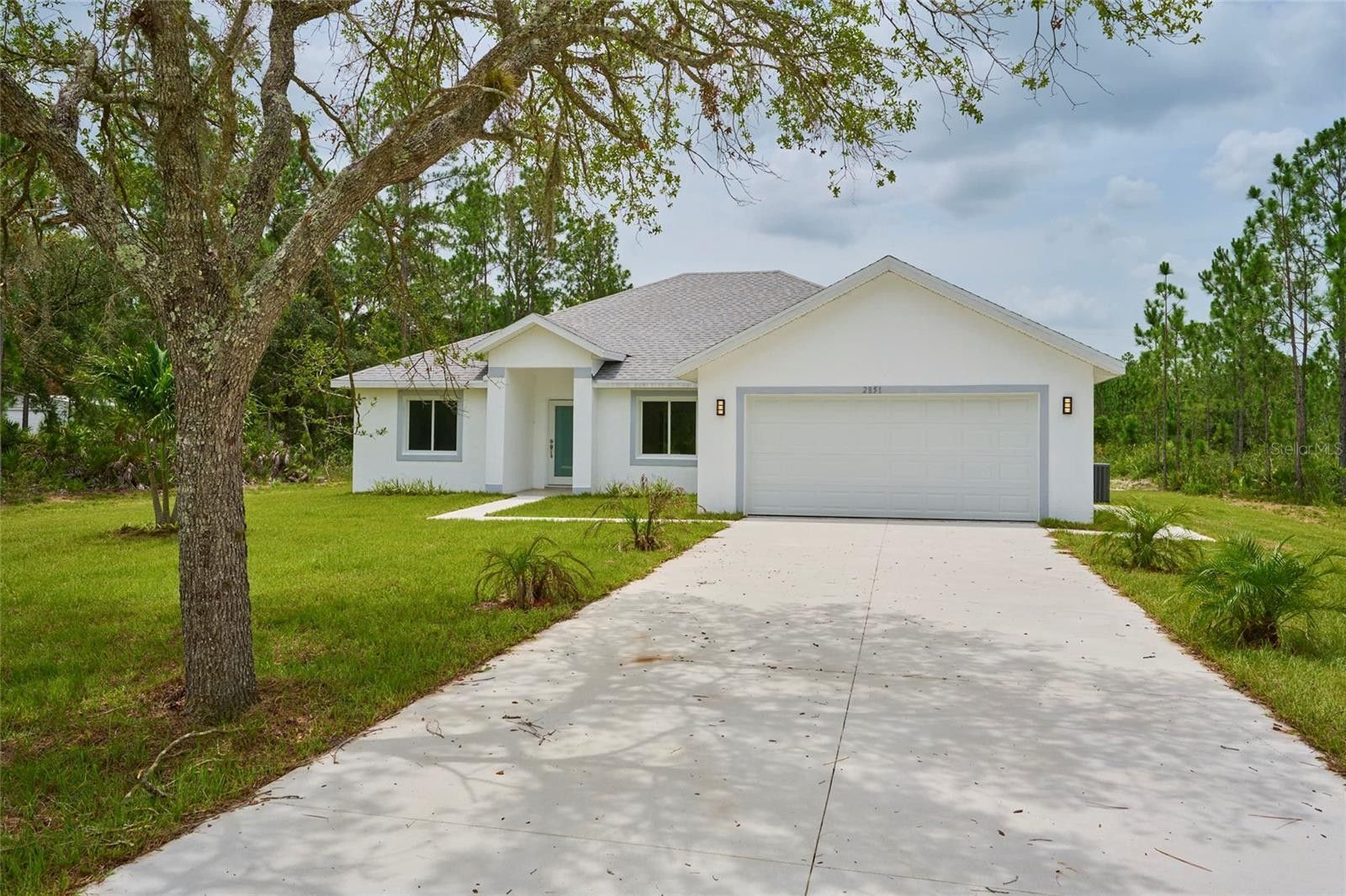 2851 Palm Avenue. Indian Lake Estates, FL 33855