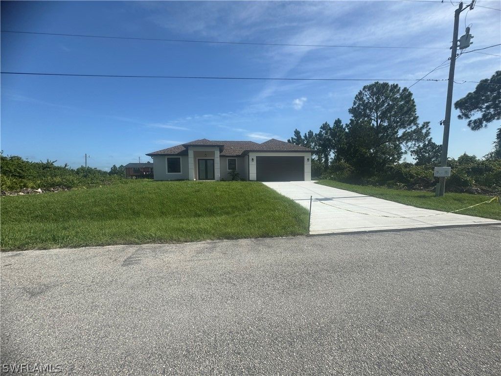 3512 17Th Street Sw. Lehigh Acres, FL 33976