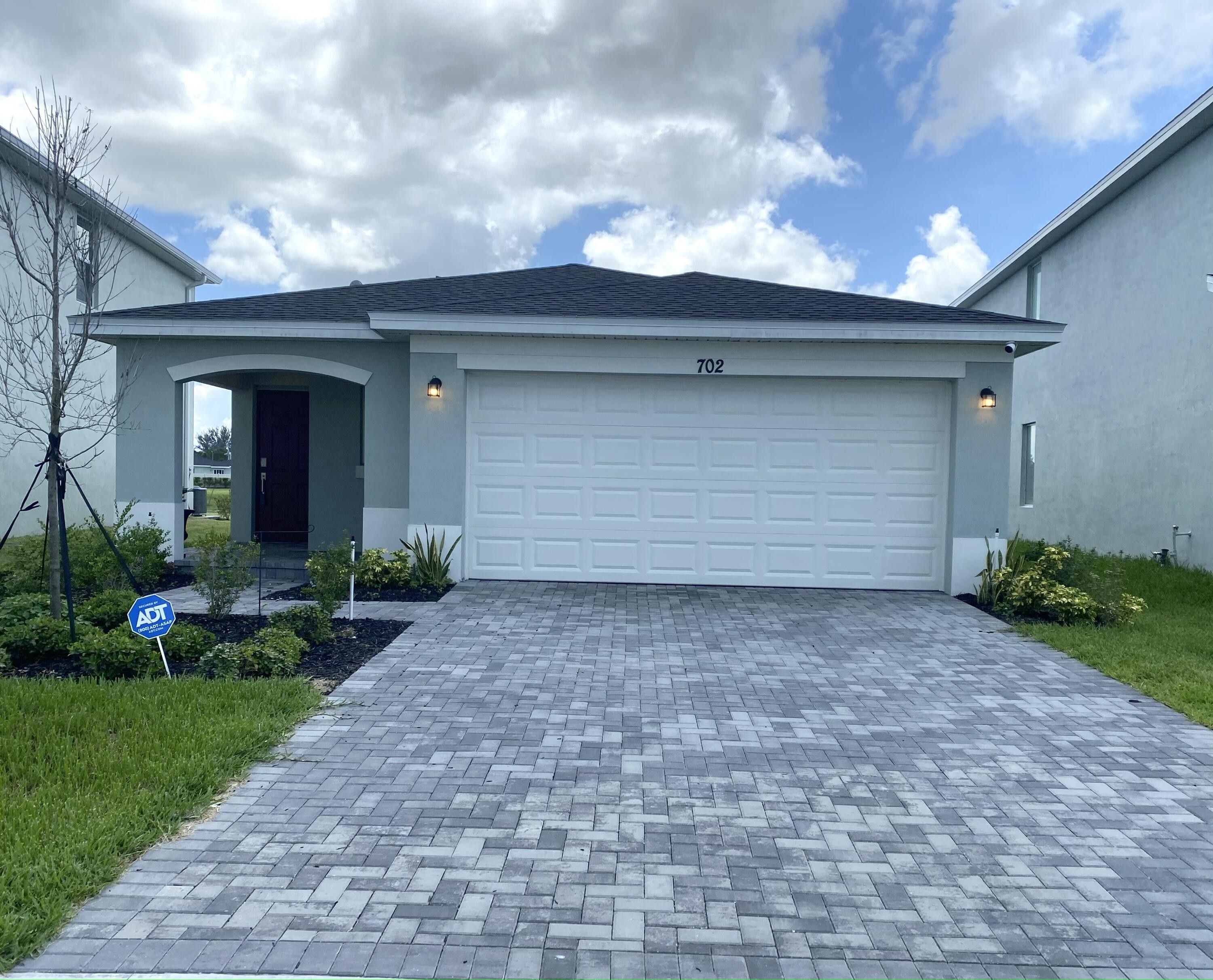 702 Papillon Street Sw. Palm Bay, FL 32908