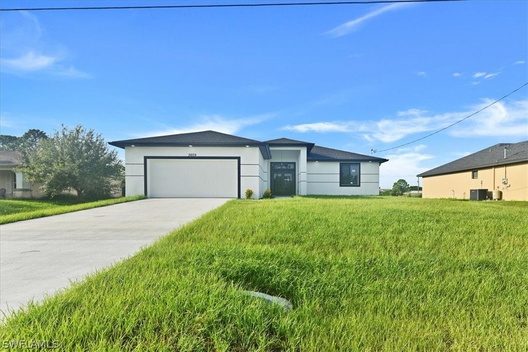 105 E 14Th Street. Lehigh Acres, FL 33972