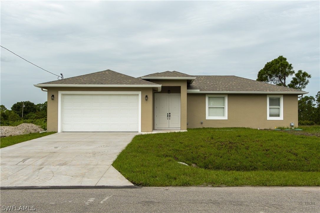 1016 Genoa Avenue S. Lehigh Acres, FL 33974