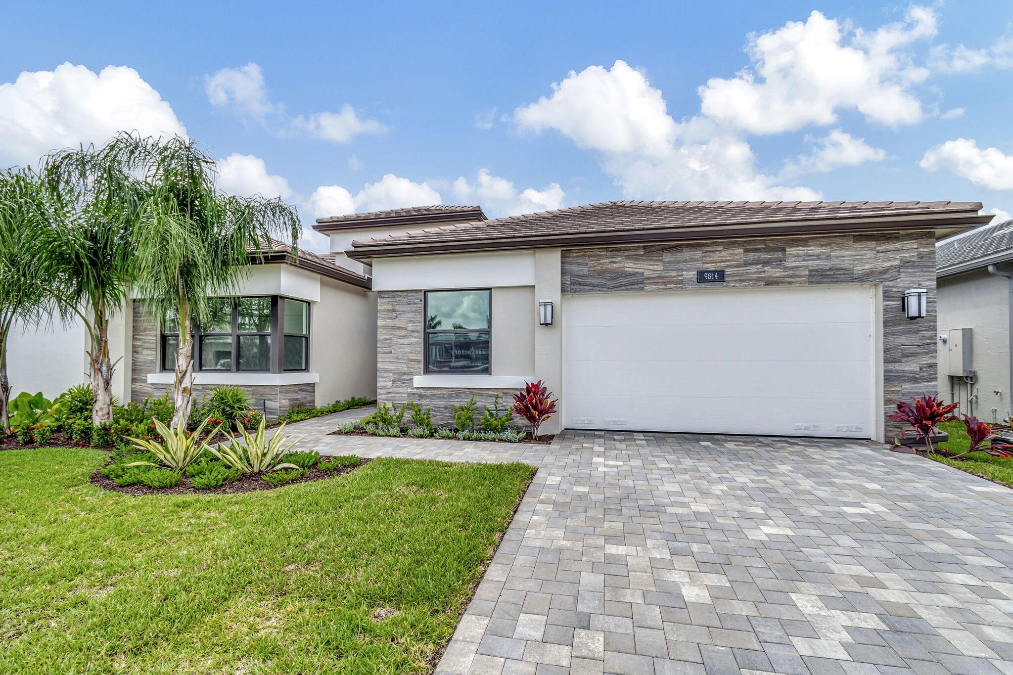 9814 Evergreen Woods Lane. Boynton Beach, FL 33473