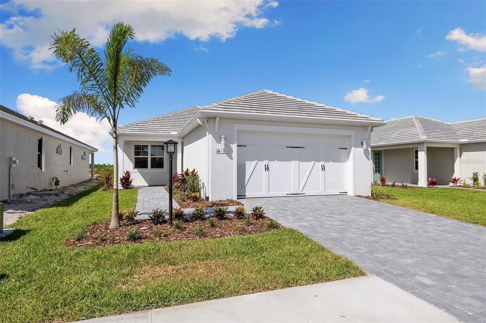 1103 Waterline Court. Sarasota, FL 34240