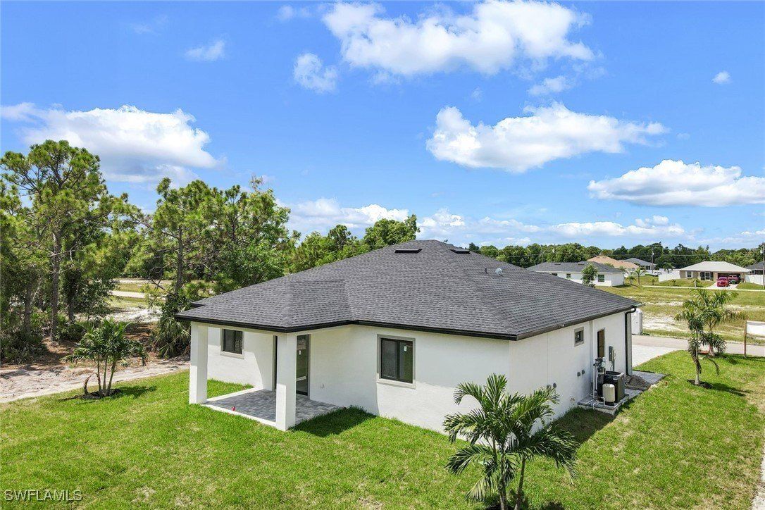 4527 Nw 36Th Avenue. Cape Coral, FL 33993