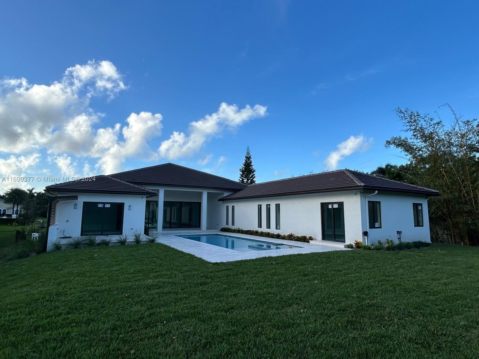 12231 Sw 2Nd St. Plantation, FL 33325