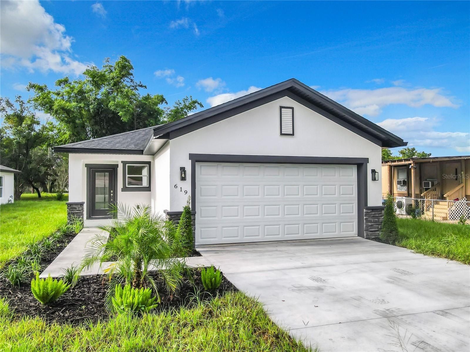 623 Sylvan Ramble Road. Davenport, FL 33837