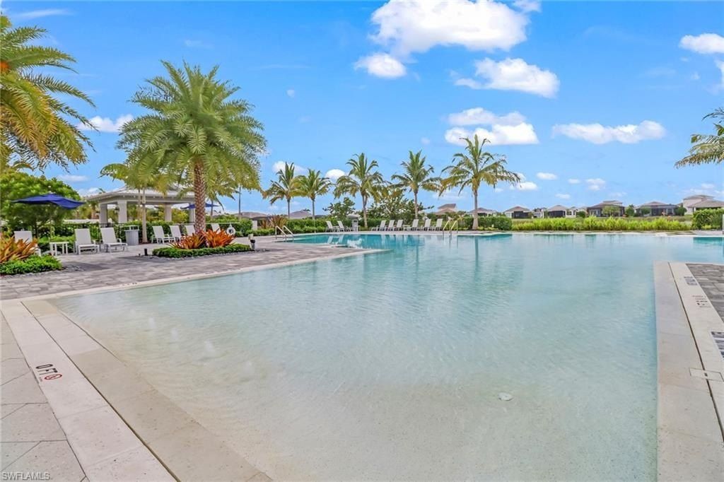 9216 Cayman. Naples, FL 34114