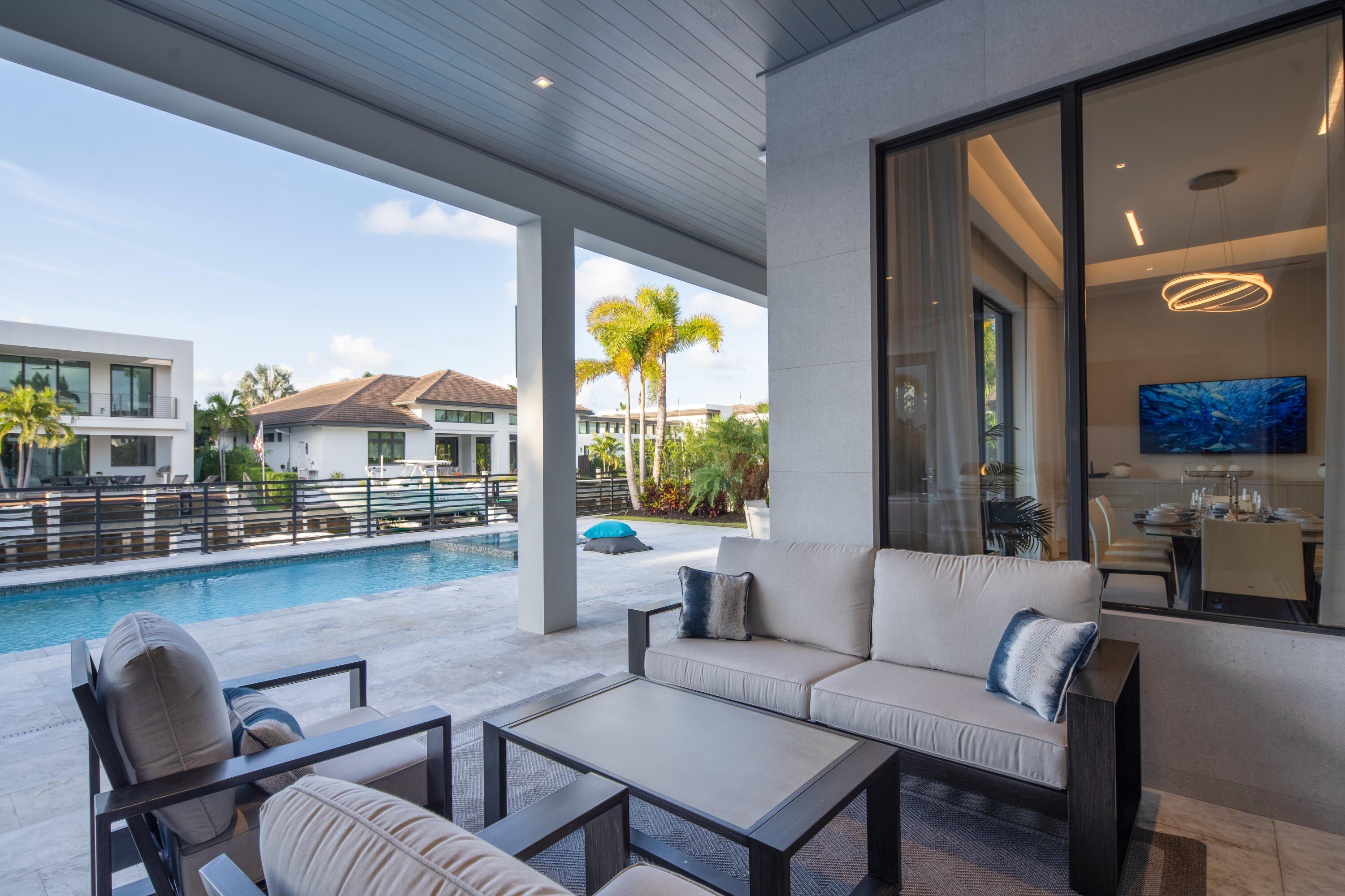 511 Kay Terrace. Boca Raton, FL 33432