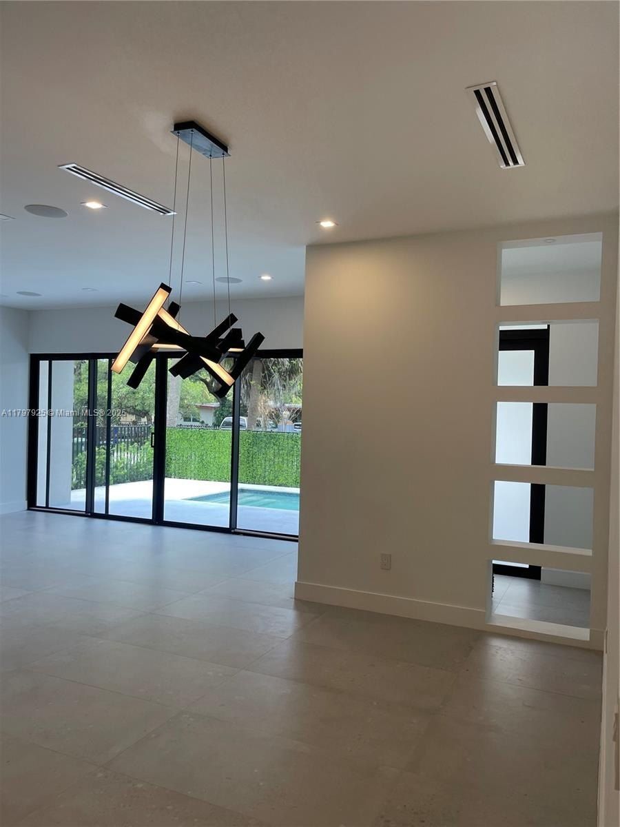 798 Sw 8Th Way. Fort Lauderdale, FL 33315