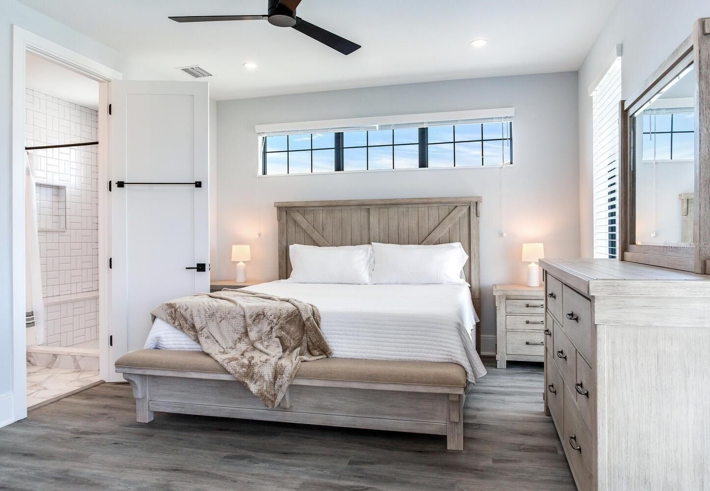 160 174Th Terrace Drive E. Redington Shores, FL 33708