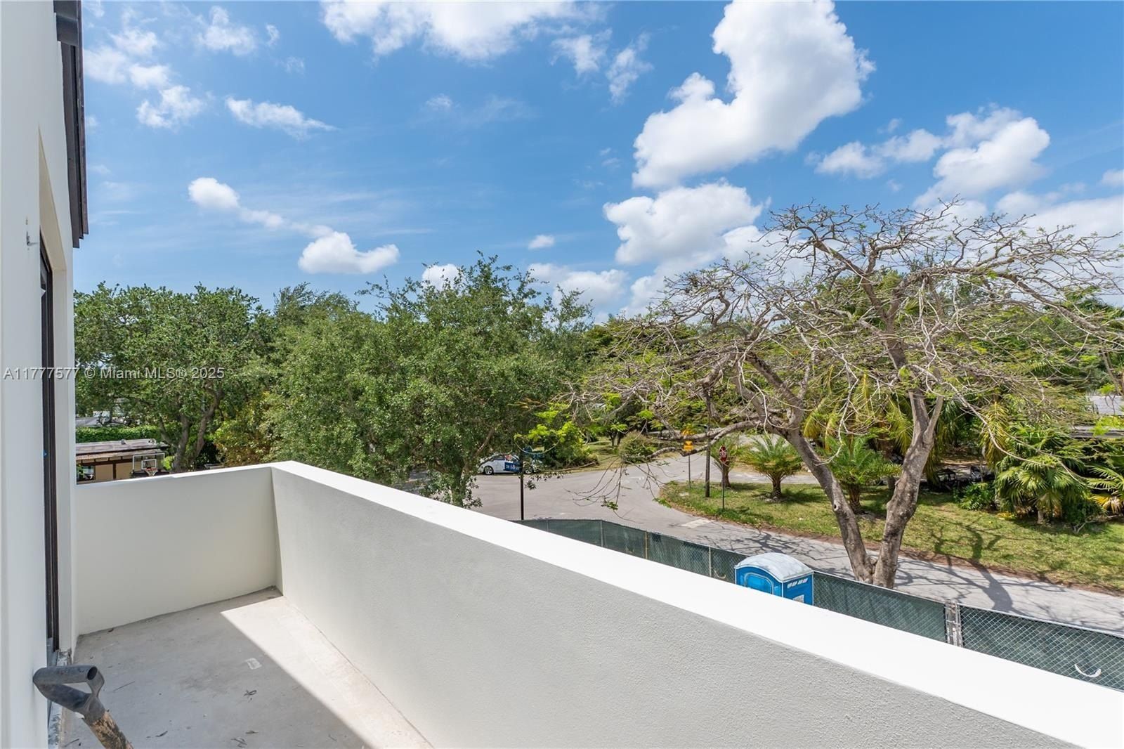 6781 Sw 75Th Ter. South Miami, FL 33143