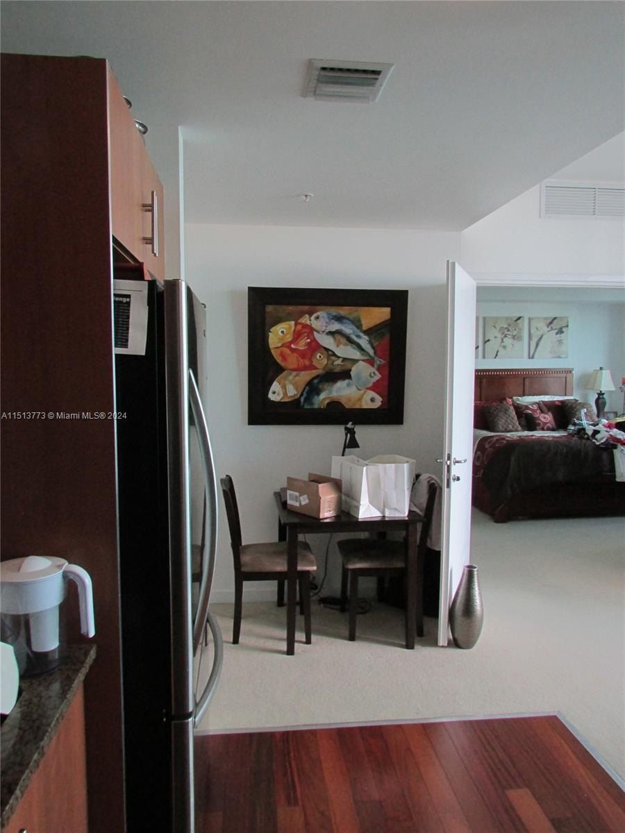 300 S Biscayne Blvd. Miami, FL 33131