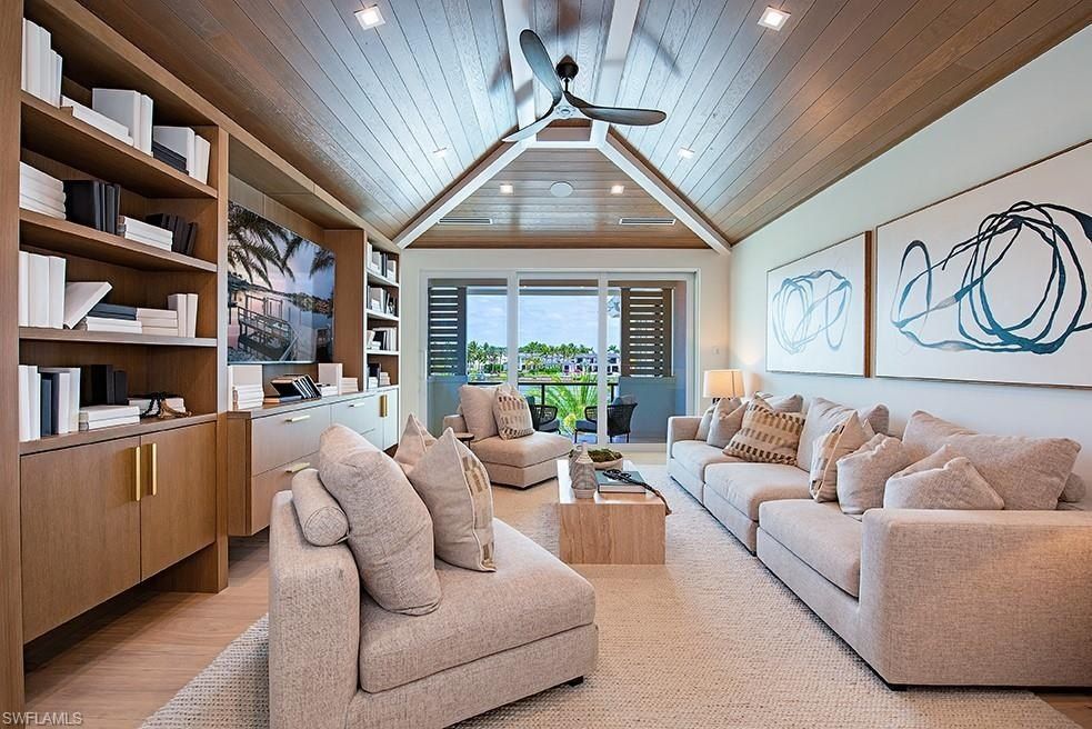 2999 Rum Row. Naples, FL 34102