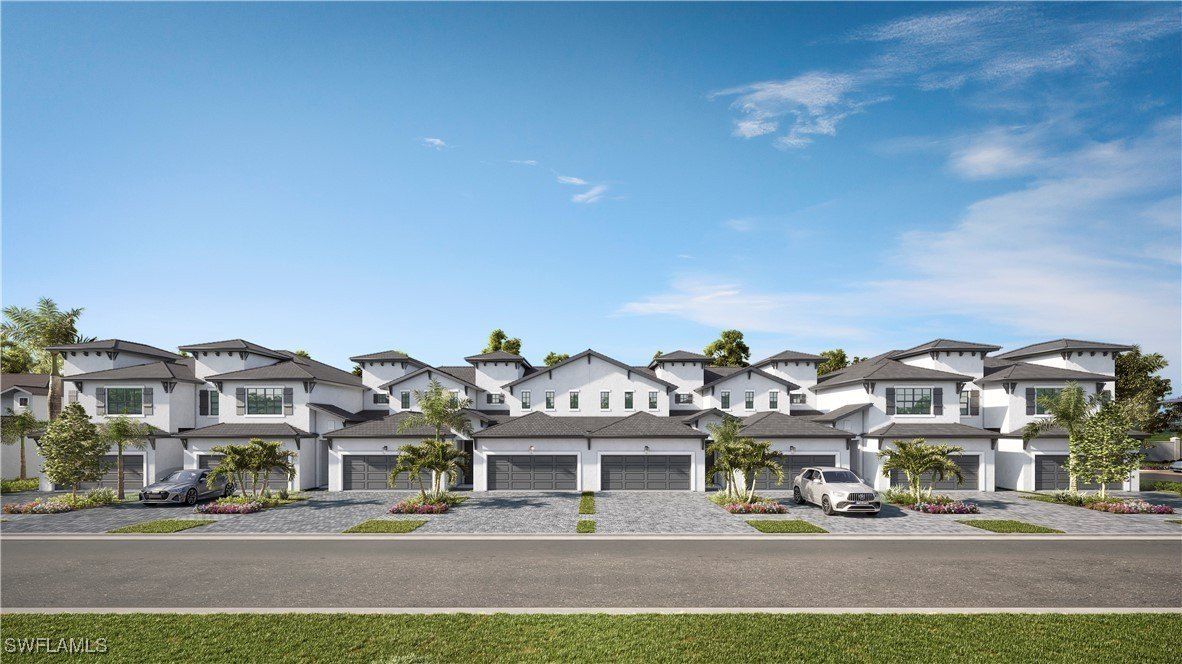 6093 Barbara Circle. Naples, FL 34112