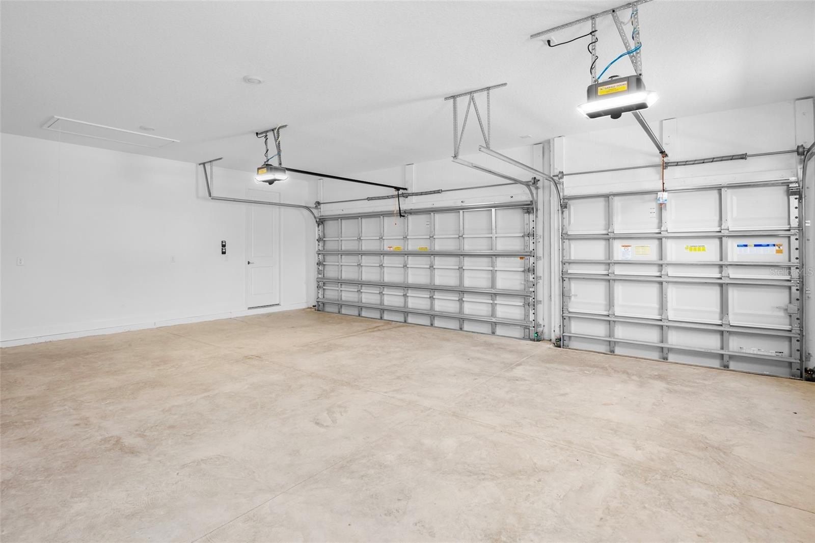 9153 Radiant Circle. Sarasota, FL 34241