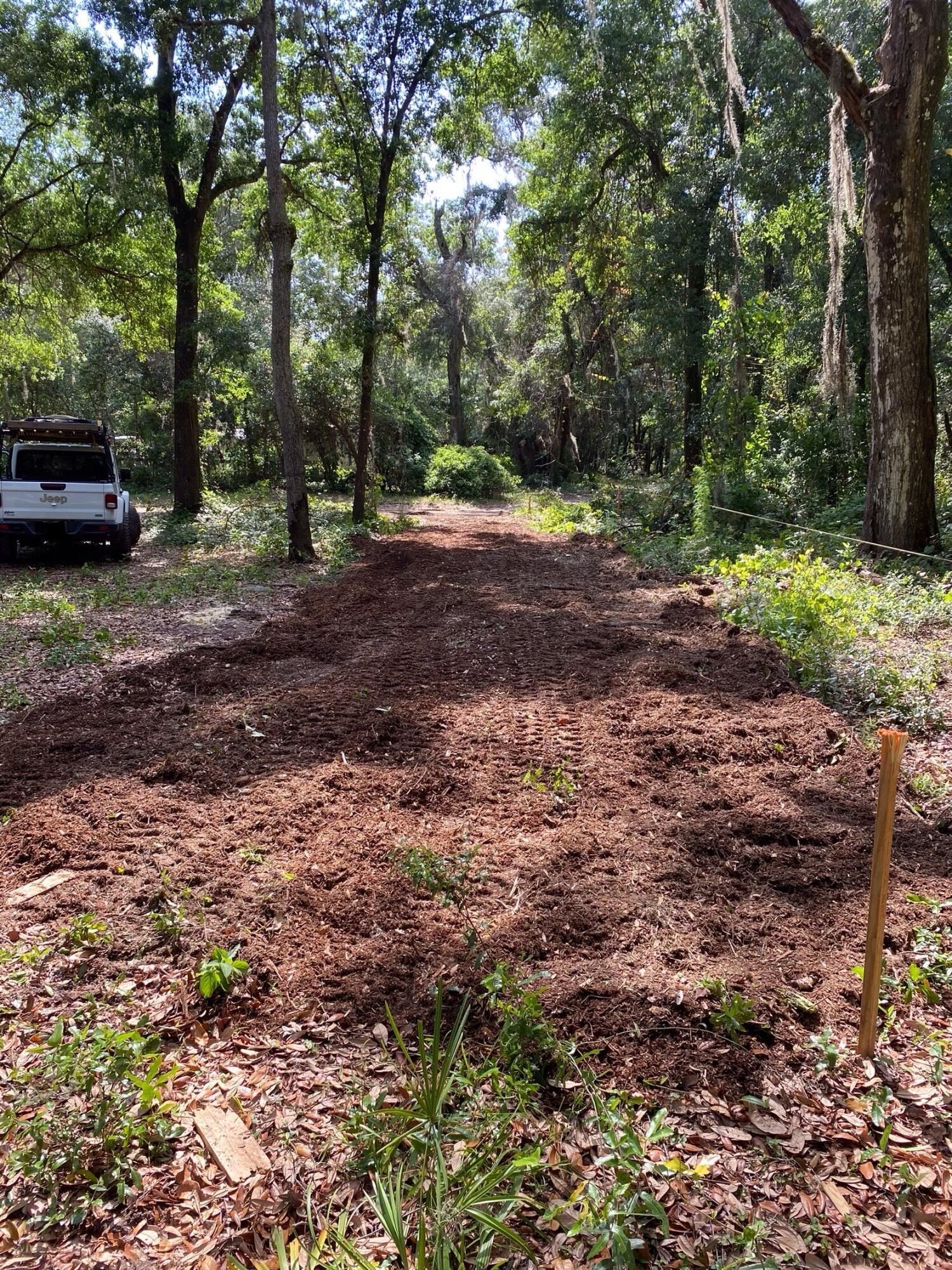 924 Lenore Avenue. Interlachen, FL 32148