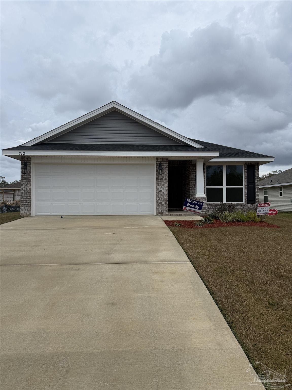 924 Rustling Pines Rd. Cantonment, FL 32533