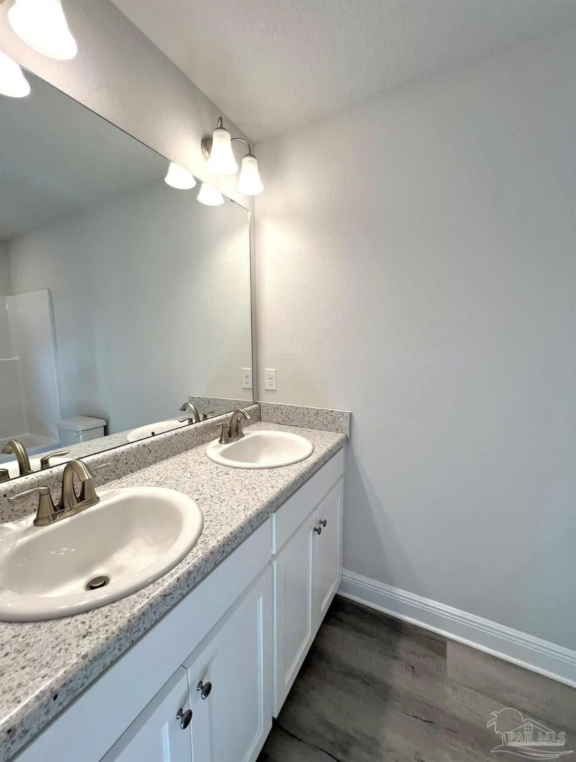 6009 Brylex Ln. Pensacola, FL 32526