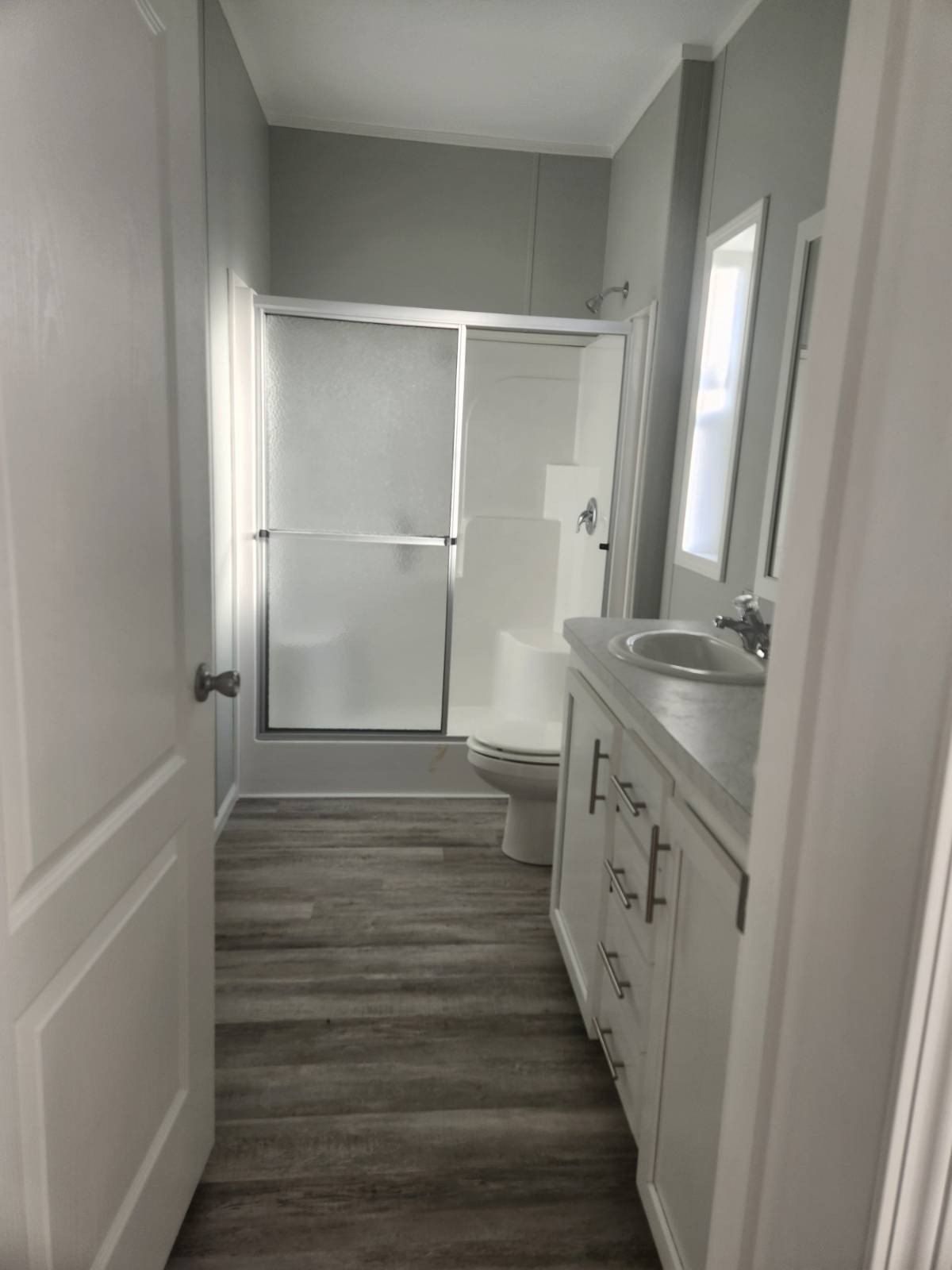 2525 Gulf City Road. Ruskin, FL 33570