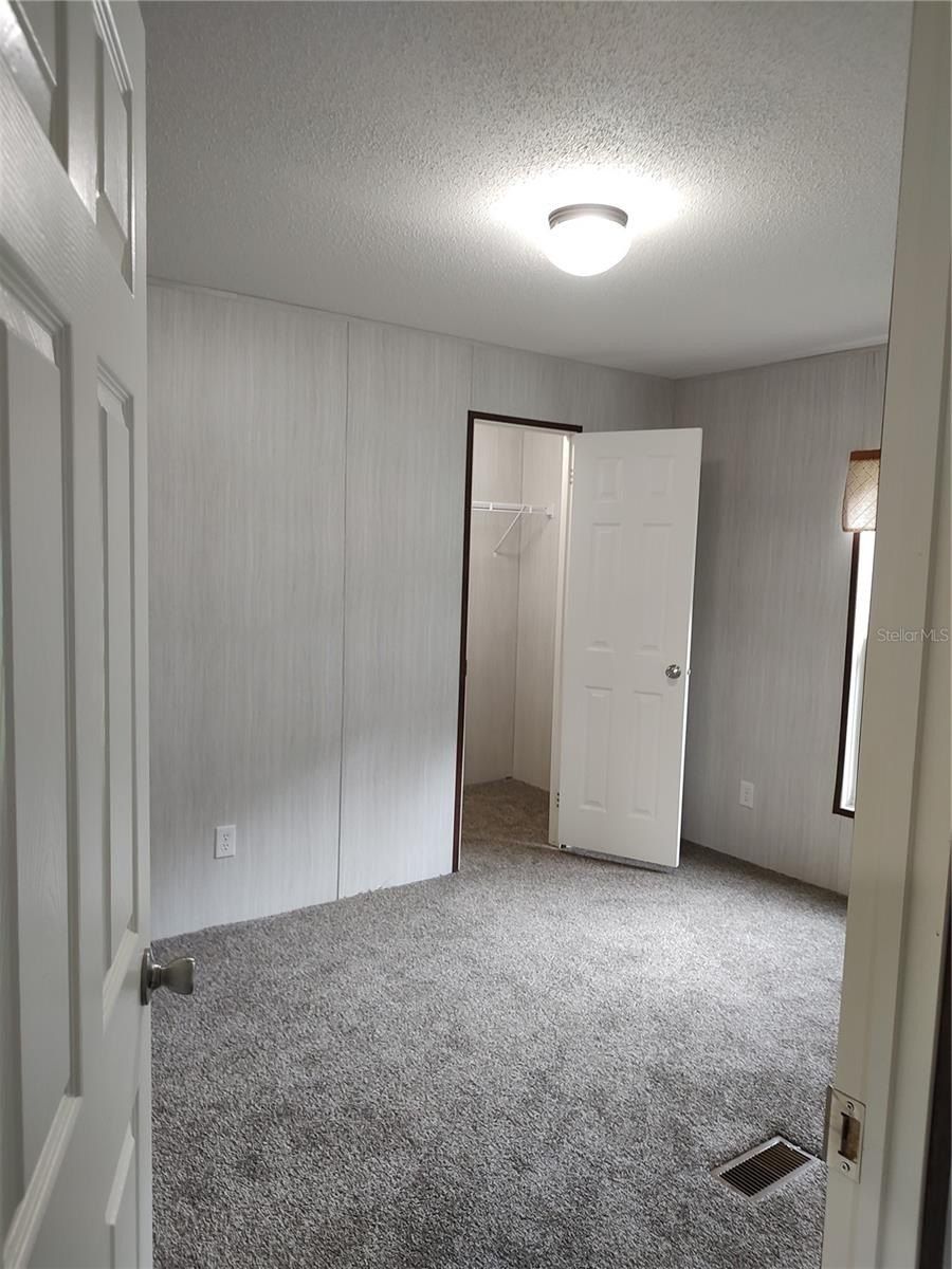 29781 Nw 46 Avenue. Newberry, FL 32669