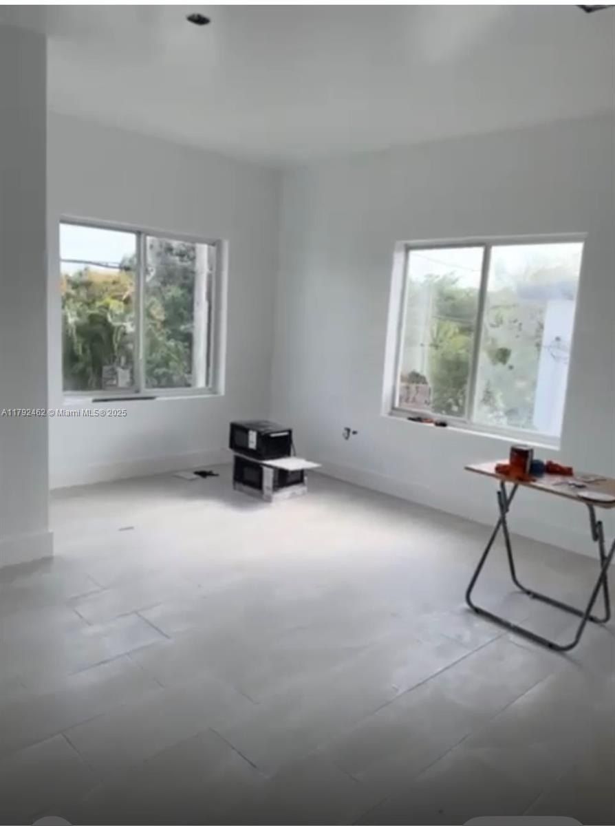 21210 Sw 119 Ave. Miami, FL 33177