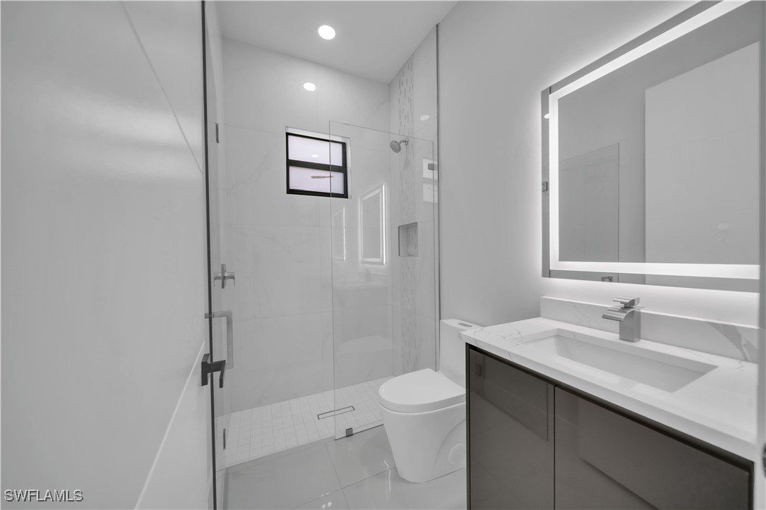 920 Palmetto Avenue E. Lehigh Acres, FL 33972