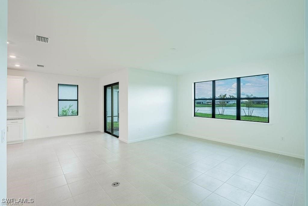 11088 Addison Lake Circle. Fort Myers, FL 33966