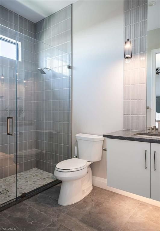 530 107Th. Naples, FL 34108