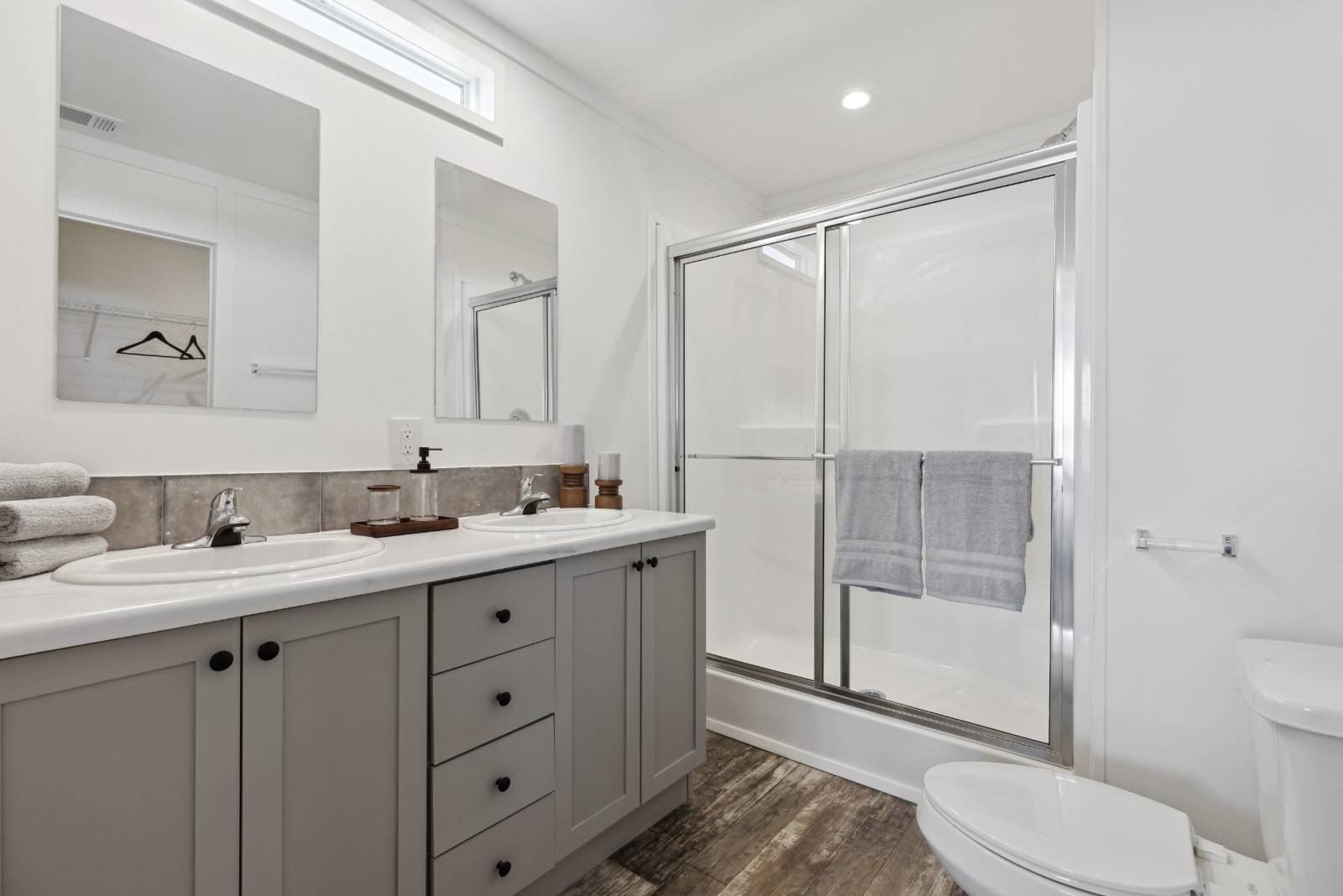 37 Live Bait Drive. Avon Park, FL 33825