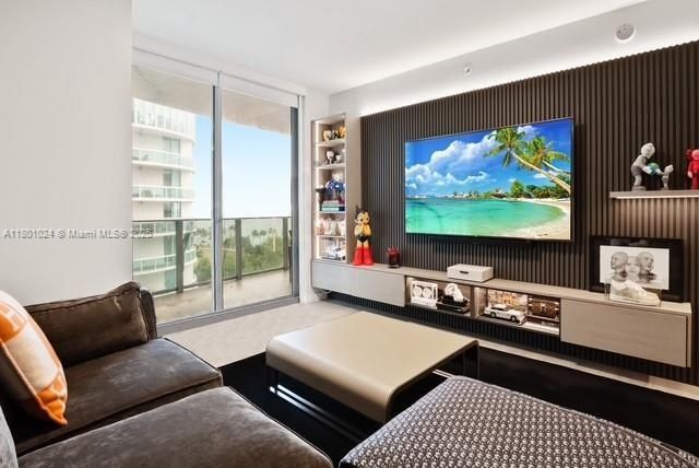 488 Ne 18Th St. Miami, FL 33132