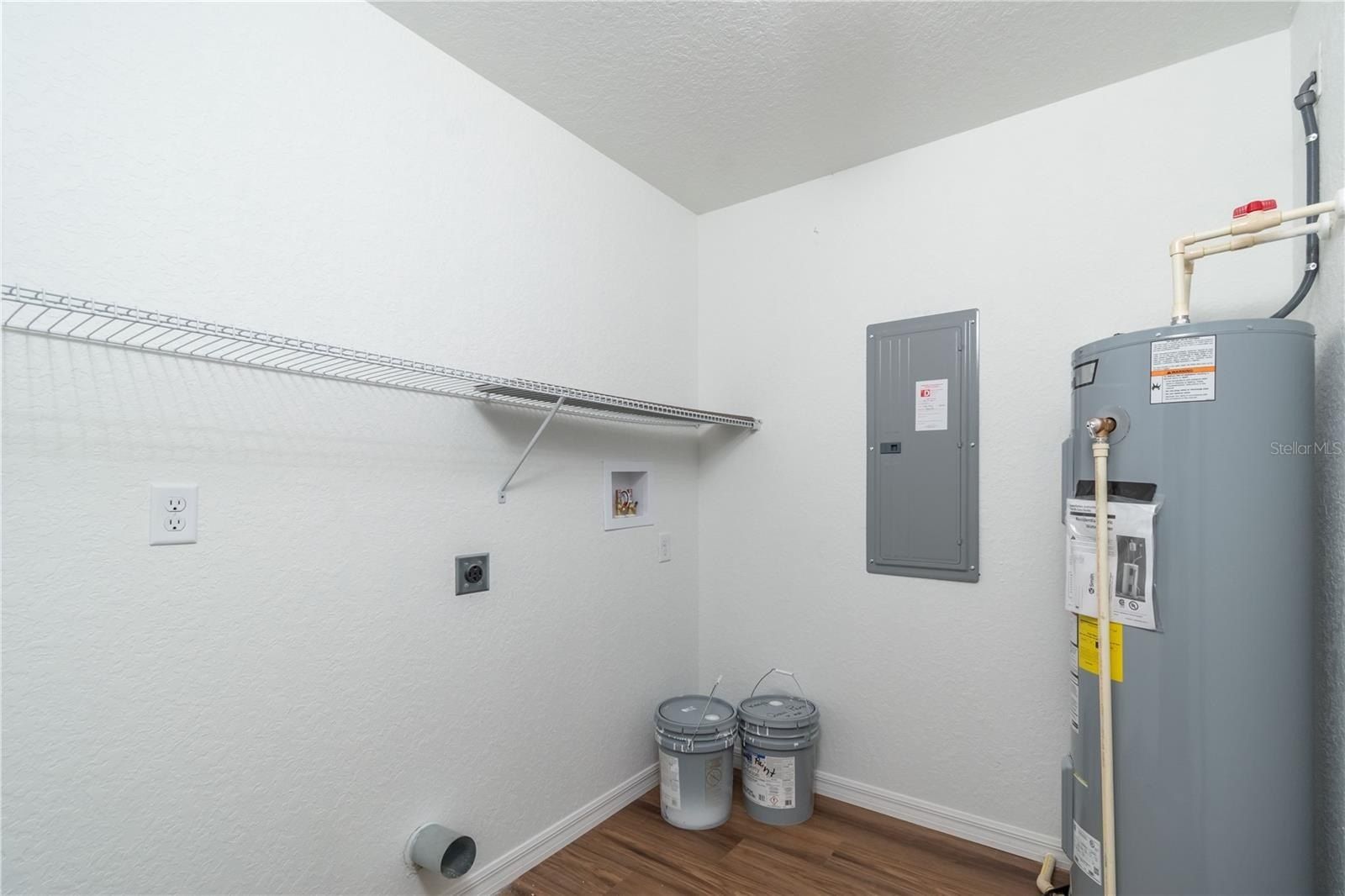 17009 Se 60Th Street. Ocklawaha, FL 32179