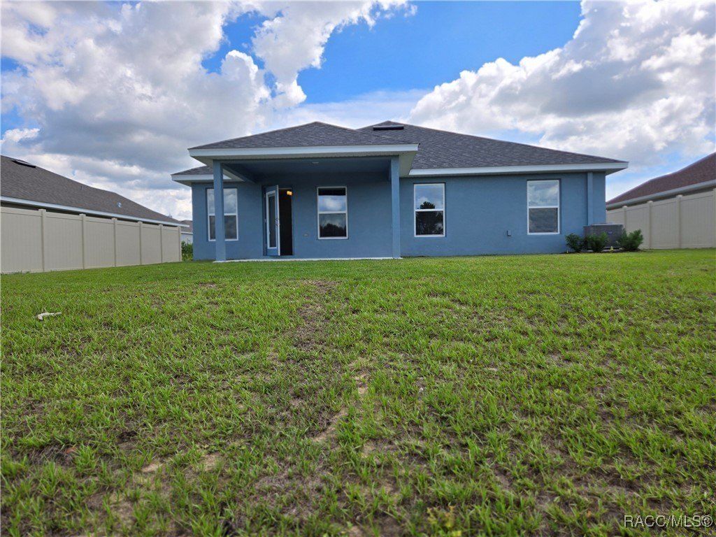 297 W Twisted Oaks Drive. Beverly Hills, FL 34465