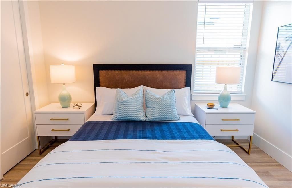 756 108Th. Naples, FL 34108