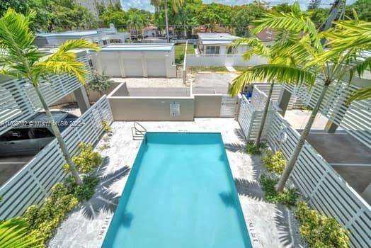 1850 Monroe. Hollywood, FL 33020