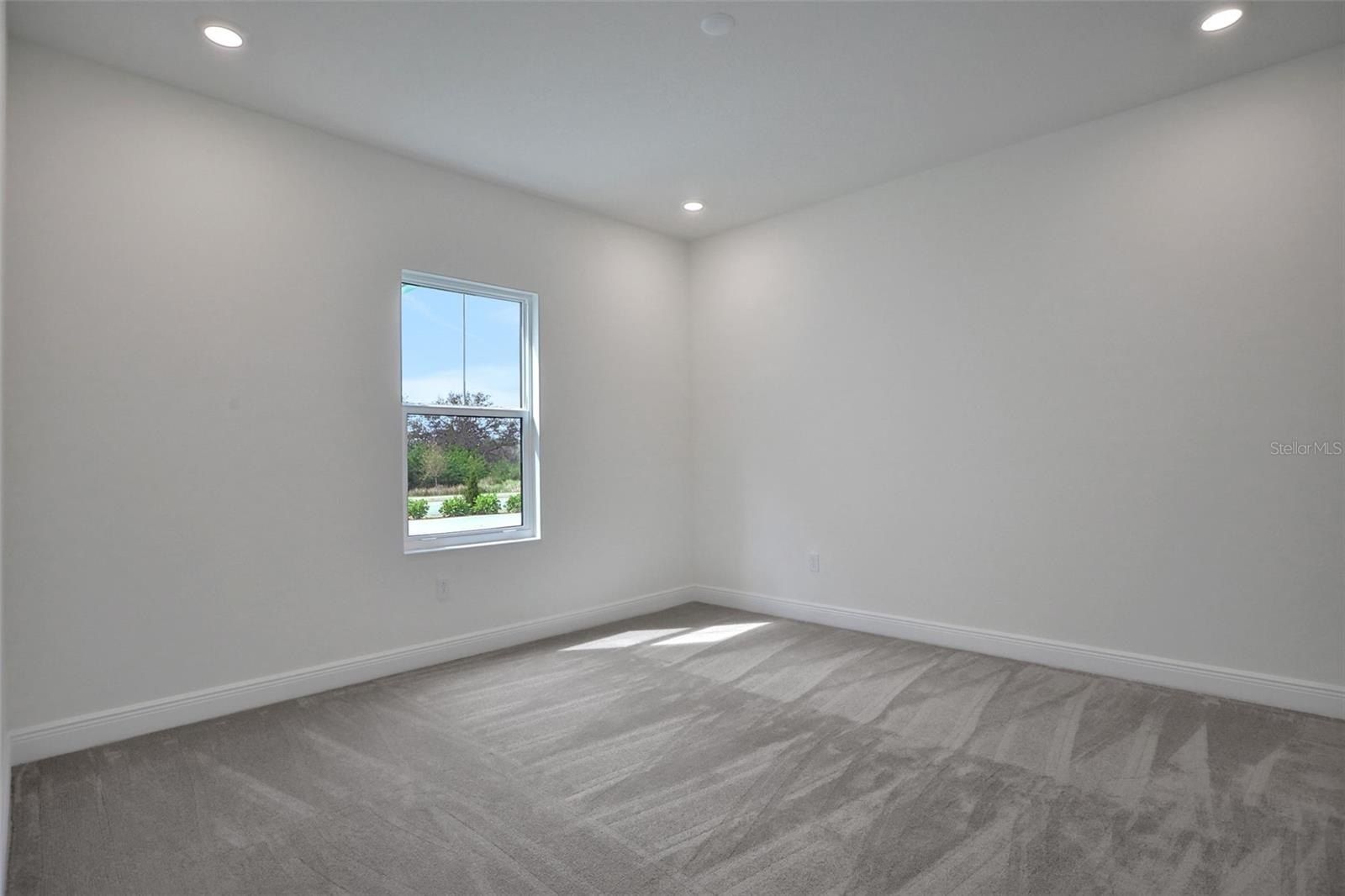 9035 Duany Lane. Sarasota, FL 34240