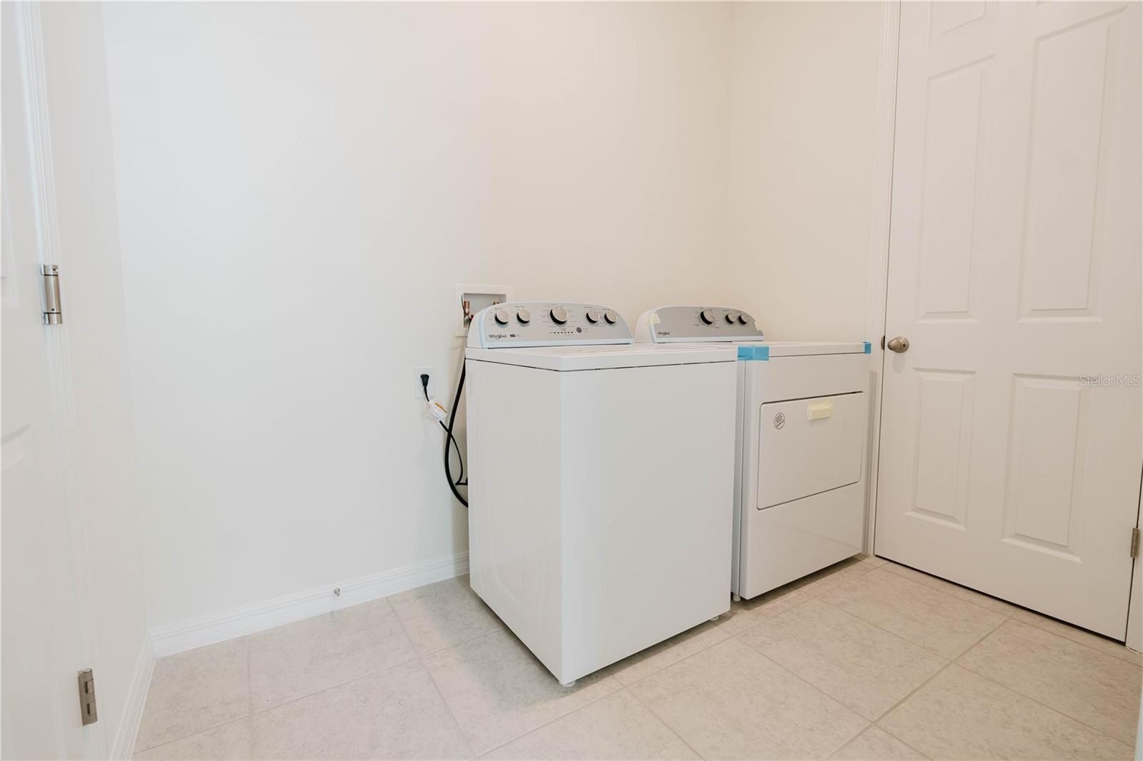 2355 Selenia Street. Lake Alfred, FL 33850