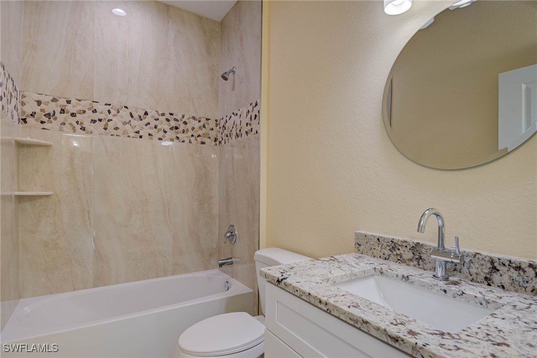 637 Cardinal Street E. Lehigh Acres, FL 33974