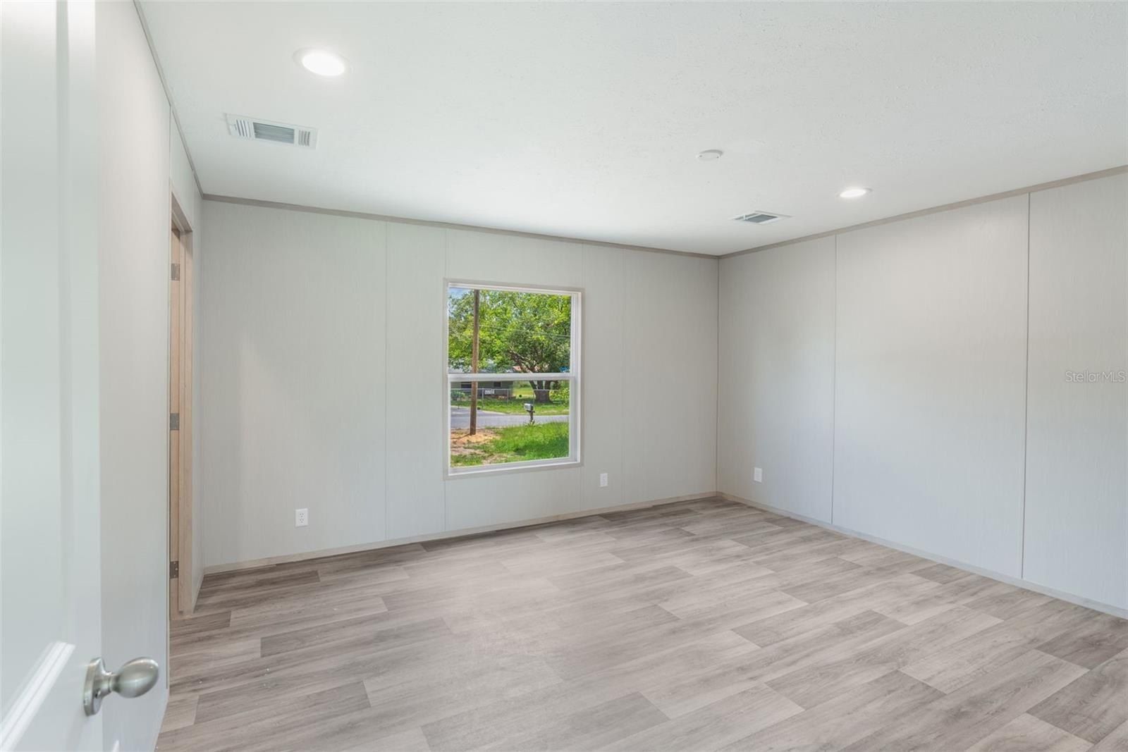 4720 Oak Street. Fruitland Park, FL 34731