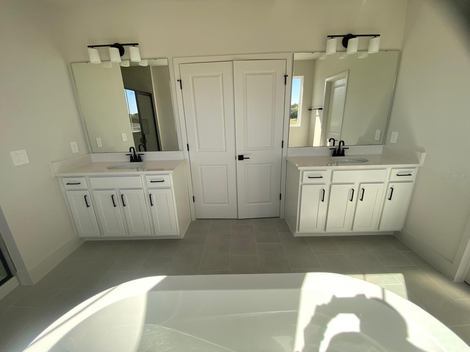 9493 Emerald Berry Drive. Winter Garden, FL 34787