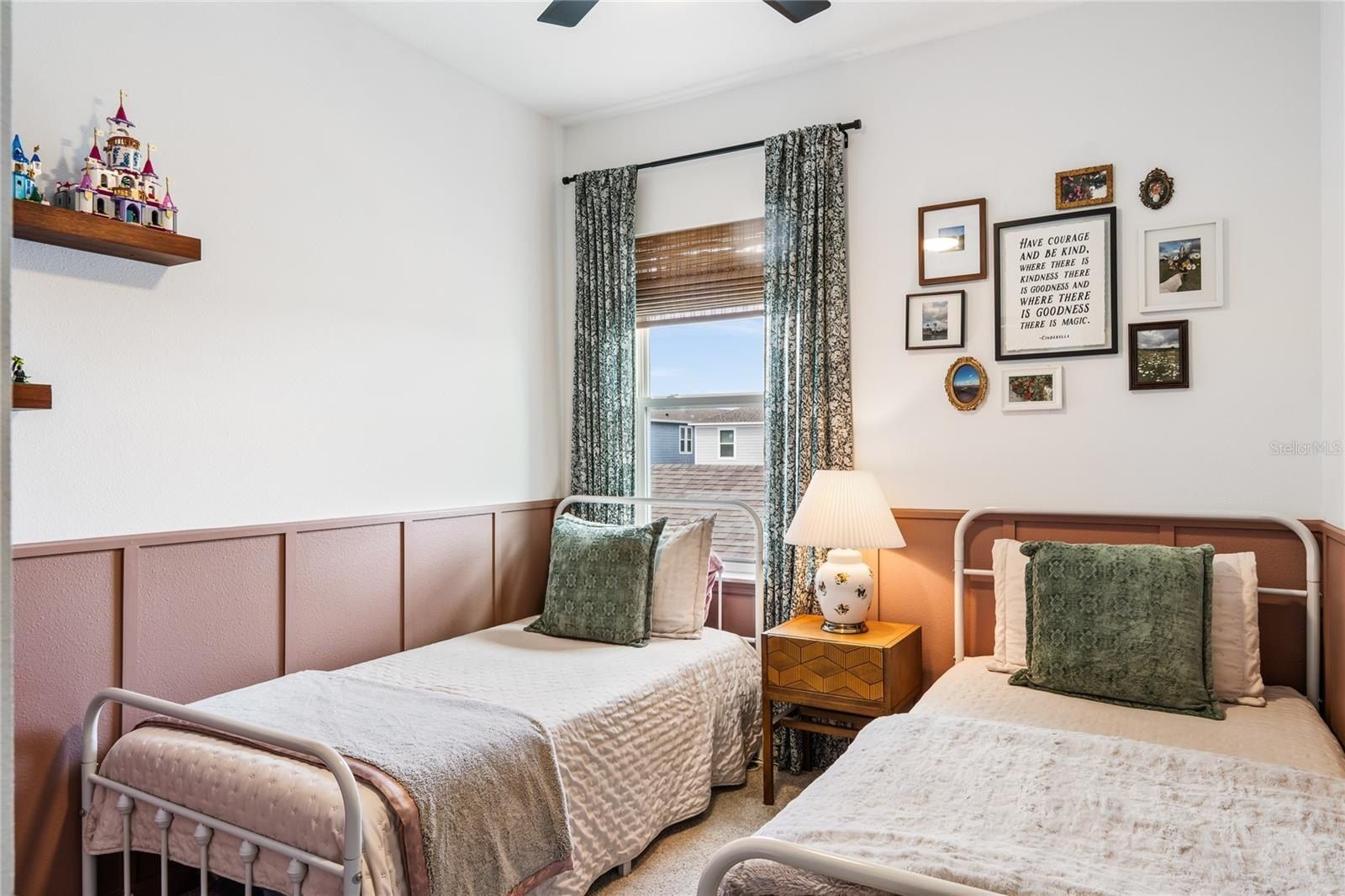 627 Dogfish Lane. Debary, FL 32713