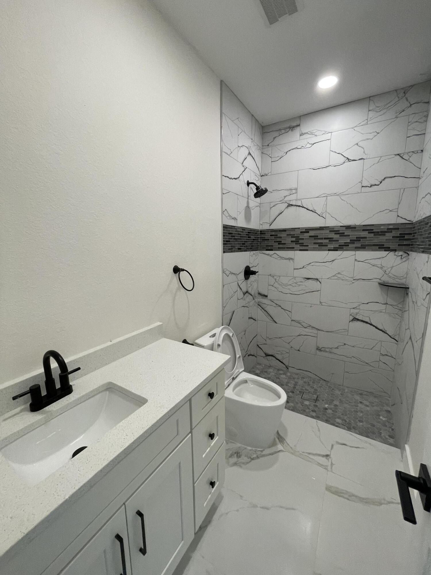 115 Lansing Circle. Labelle, FL 33935