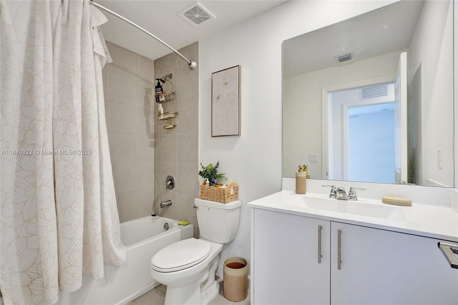 5000 Sw 37Th St. Pembroke Park, FL 33023