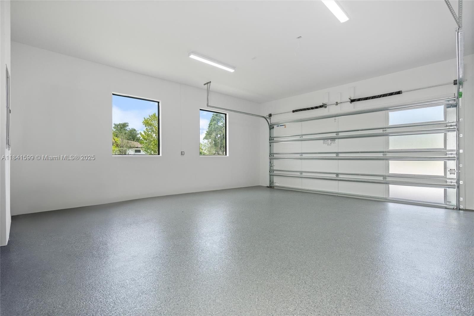 8231 Sw 193Rd Terrace. Miami, FL 33157