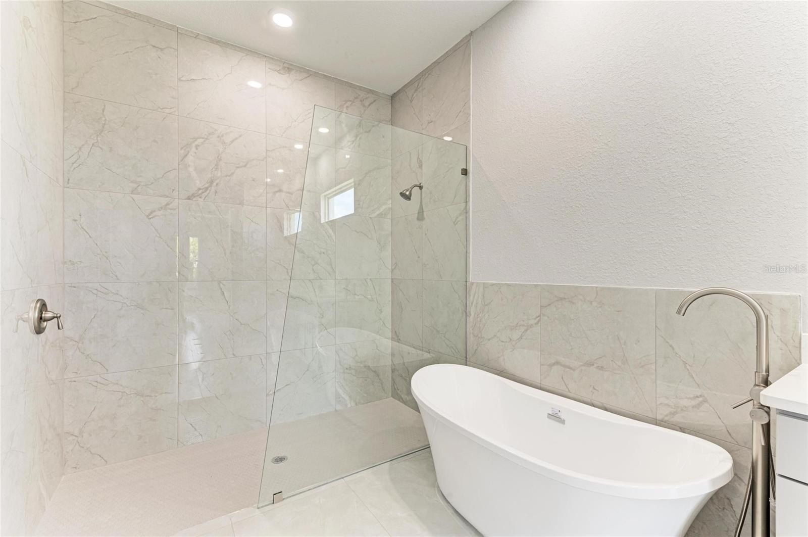 8147 Tracy Circle. Port Charlotte, FL 33981