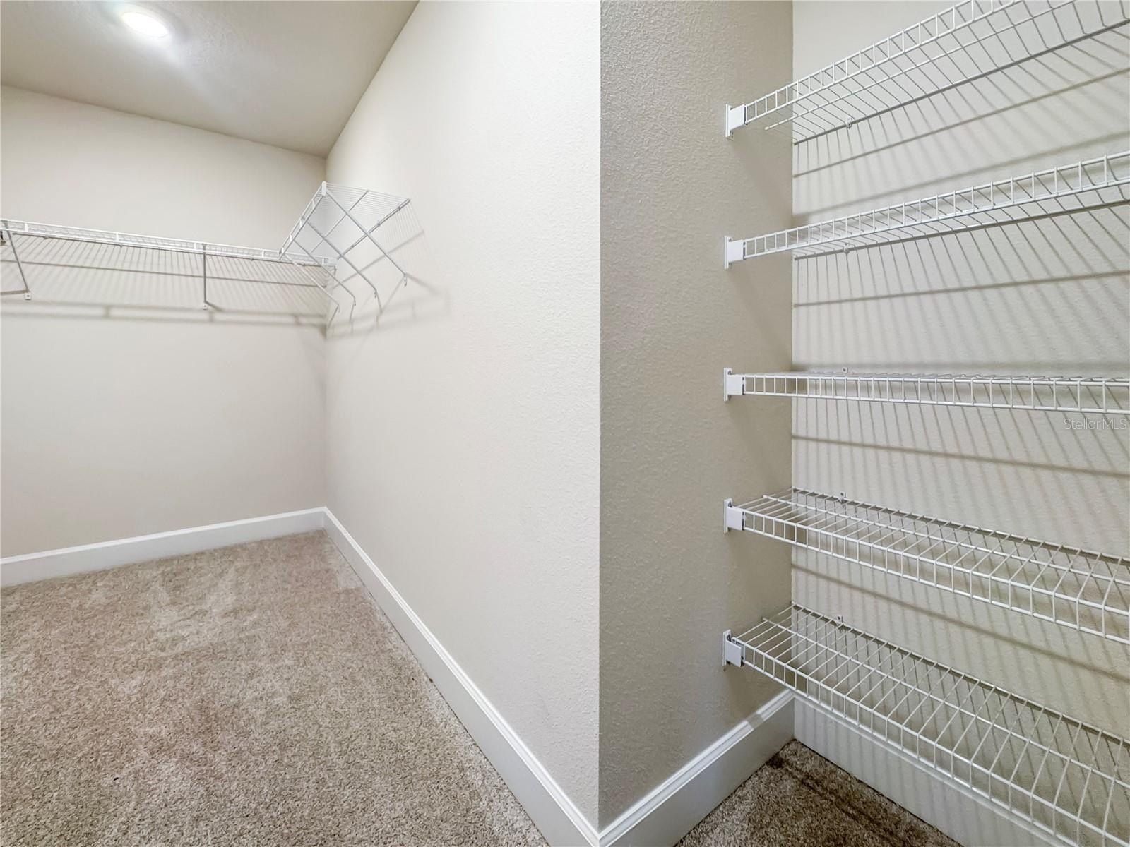 4492 Sagefield Drive. Harmony, FL 34773