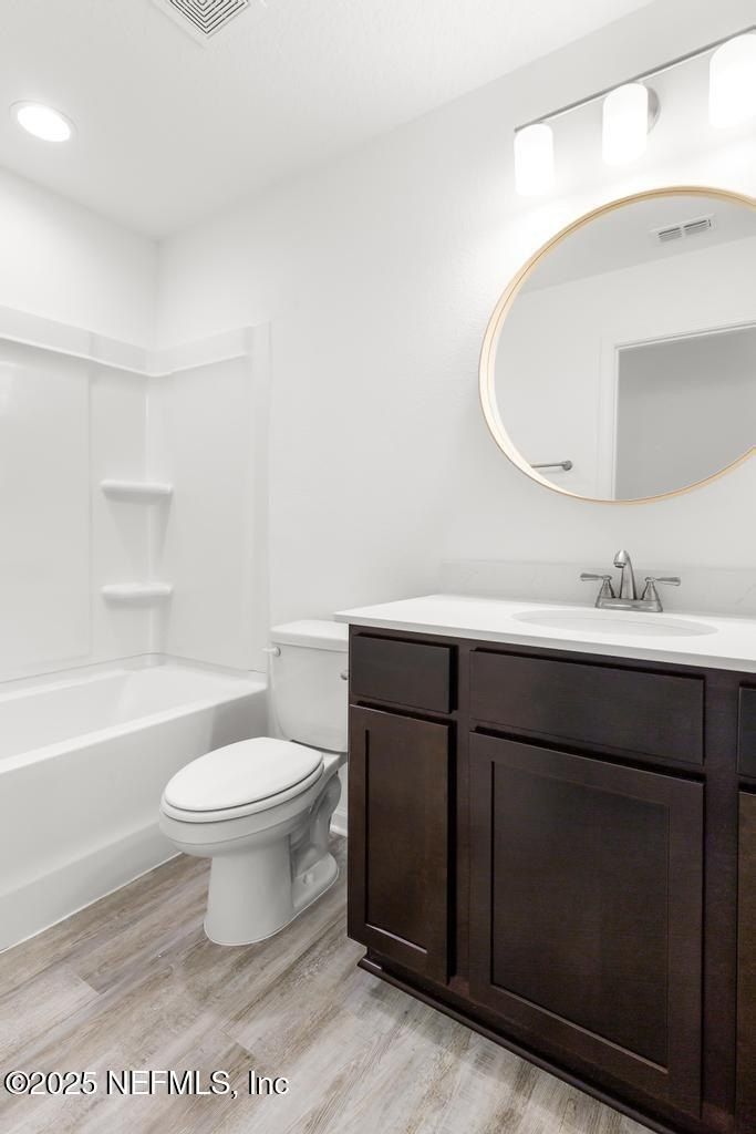 5536 Leaming Avenue. Jacksonville, FL 32254